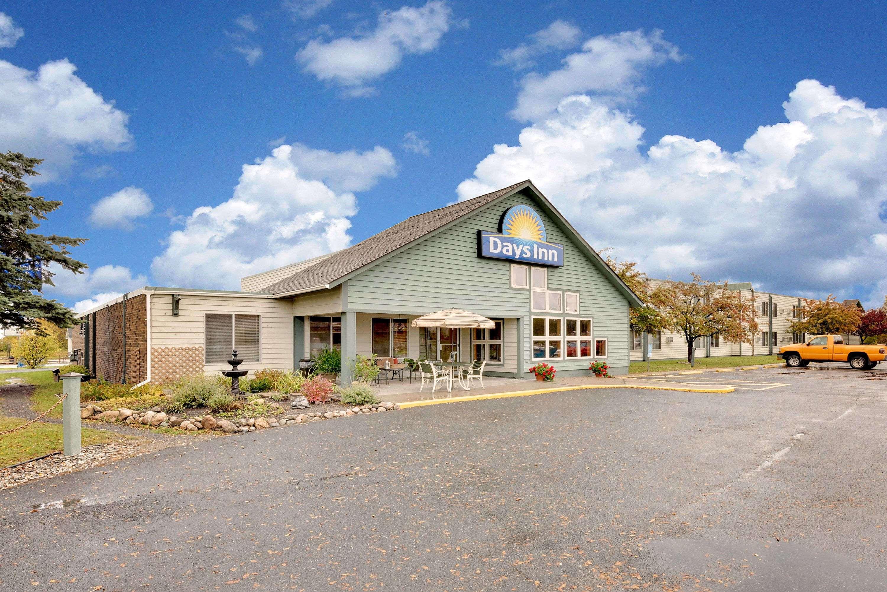 Days Inn By Wyndham International Falls Esterno foto